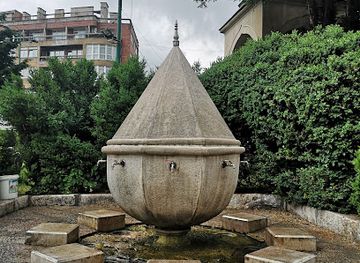 bosnia-and-herzegovina/bosnian-podrinje-canton/attraction/ali-pasha-s-mosque