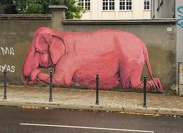 lithuania/kaunas/attraction/the-pink-elephant