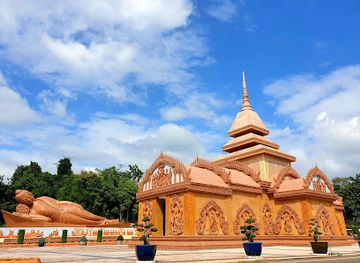 thailand/kanchanaburi/attraction/wat-tham-phu-wa