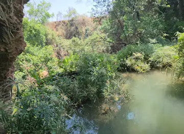 Shantumbu Waterfalls