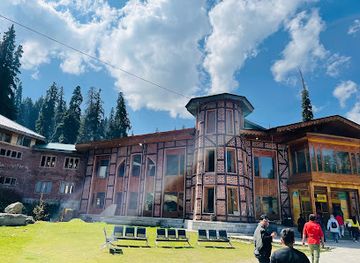 india/gulmarg/attraction/gulmarg-gondola