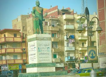 egypt/ismailia/attraction/statue-of-khedive-ismail