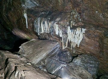 sri-lanka/hill-country/attraction/nil-diya-pokuna