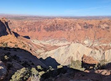 utah/canyonlands-national-park/attraction/upheaval-dome