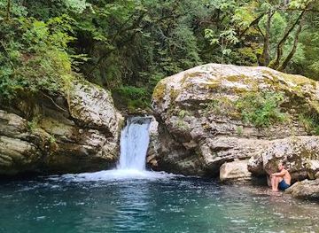greece/ioannina/attraction/kouiassa-waterfalls