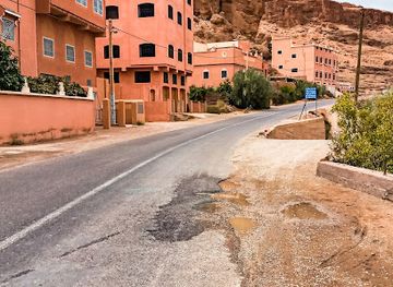 morocco/dades-valley/attraction/azrou-n-itbirn