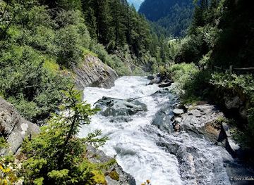 austria/hohe-tauern/attraction/umbaltal-waterfall