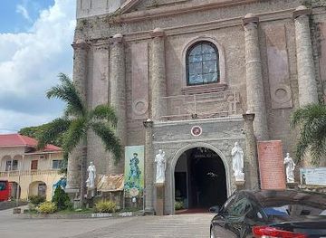 philippines/taal-volcano/attraction/archdiocesan-shrine-parish-of-st-james-the-greater