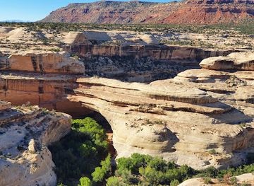 utah/lake-powell/attraction/natural-bridges-national-monument