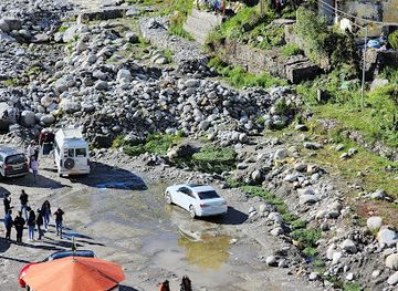 india/manali/attraction/hot-air-balloon