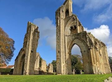united-kingdom/cardiff/attraction/glastonbury-abbey