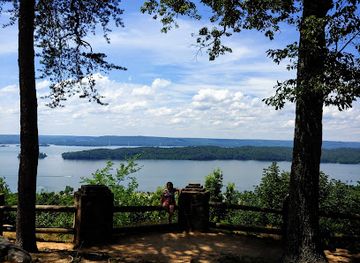 alabama/blount-mountain/attraction/lake-guntersville-state-park