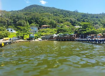 brazil/florianopolis/jurere-internacional/attraction/waterfall-costa-da-lagoa