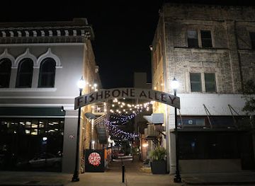 mississippi/south-mississippi/attraction/fishbone-alley
