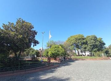 argentina/buenos-aires/attraction/plaza-inmigrantes-de-armenia