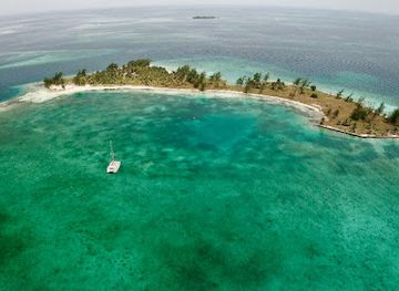 belize/lighthouse-reef-atoll/attraction/rendezvous-island