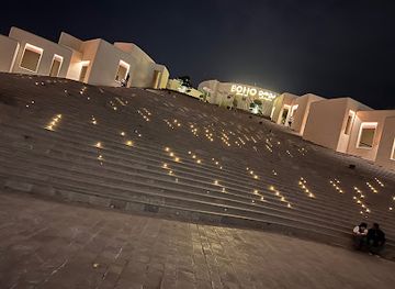 qatar/the-pearl-qatar/attraction/lightning-stairs