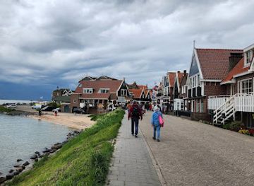 netherlands/dutch-coast/attraction/de-dijk-van-volendam
