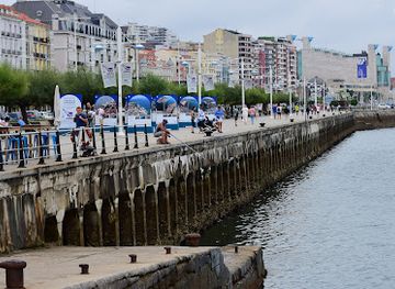 spain/cantabria/attraction/paseo-maritimo-de-santander