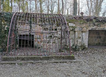 hungary/central-transdanubia/attraction/medvehaz