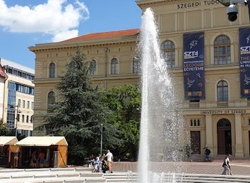 hungary/szeged/dom-ter/attraction/fontana-di-piazza-dugonics