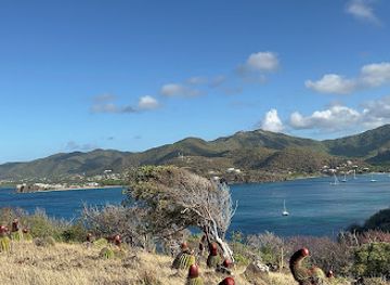antigua-and-barbuda/codrington/attraction/cactus-hill