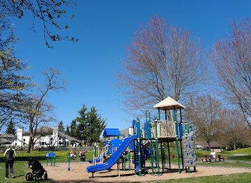 washington/kirkland/attraction/132nd-square-park