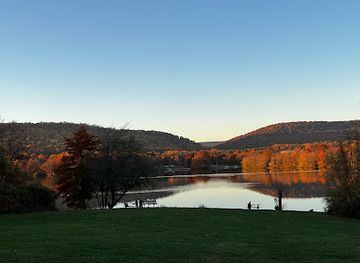 pennsylvania/bald-eagle-state-park/attraction/memorial-lake-state-park