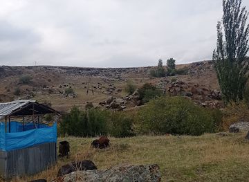 armenia/arpi-lake/attraction/tsak-kar-dyryavy-kamien