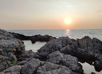 montenegro/ada-bojana/attraction/underwater-tunnel-in-the-rocks