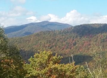 south-carolina/blue-ridge-mountains/attraction/museum-of-north-carolina-minerals