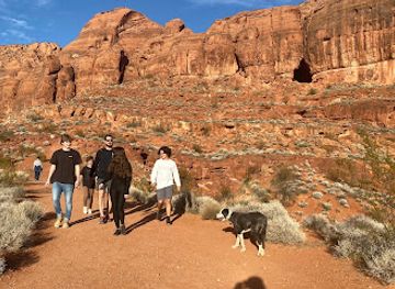 utah/st-george/attraction/scout-cave