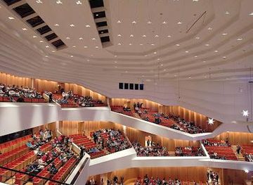 germany/dresden/attraction/palace-of-culture