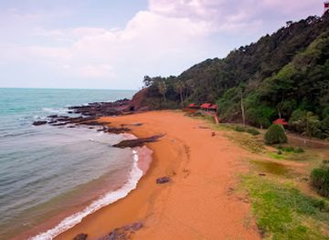 malaysia/terengganu/attraction/teluk-bidara-beach