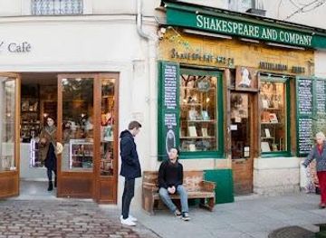 france/paris/attraction/shakespeare-and-company