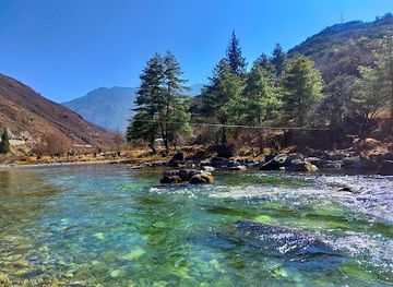 bhutan/paro/attraction/wire-rope-sling-bridge-rock-beach