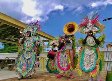 the-bahamas/new-providence/attraction/idiscover-tours-ltd-junkanoo-village