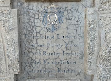 namibia/luderitz/attraction/luderitz-denkmal