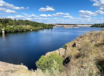 ukraine/zaporizhzhia-region/attraction/verkhnia-holova-cliff