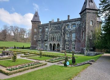 united-kingdom/dyfed/attraction/newton-house-national-trust-dinefwr-park