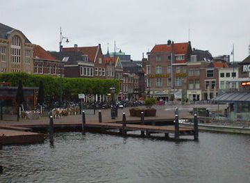 netherlands/leiden/attraction/fontein