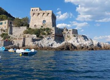 italy/pompeii/attraction/la-torre-cerniola