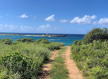 anguilla/crocus-hill/attraction/blolly-ham-bay
