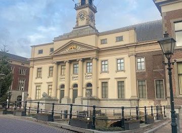 netherlands/rotterdam/attraction/city-hall