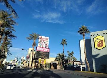 nevada/hoover-dam/attraction/the-elvis-wedding-chapel
