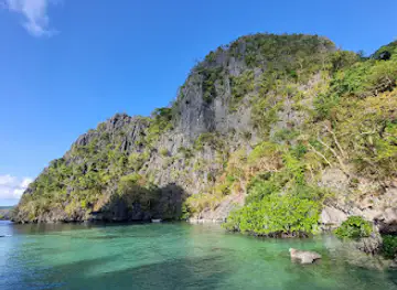 Pukaway Cave Underground Lake