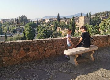 italy/val-d-orcia/attraction/centre-historique