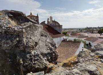 portugal/alentejo/attraction/castle-of-serpa