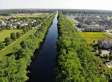 virginia/great-dismal-swamp-national-wildlife-refuge/attraction/dismal-swamp-canal
