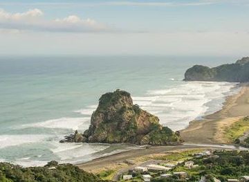 new-zealand/auckland/attraction/bush-and-beach
